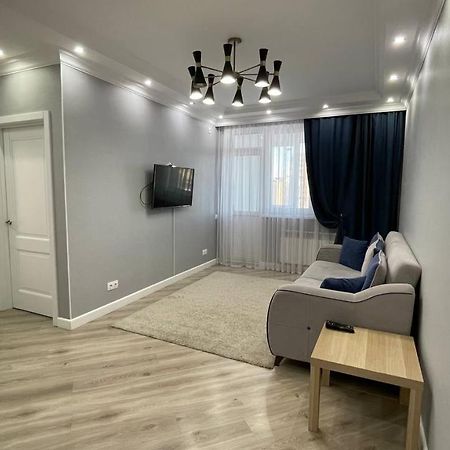 Ernaz Plus Apartments: Sauran-Towers Nur-Sultan  Exterior photo