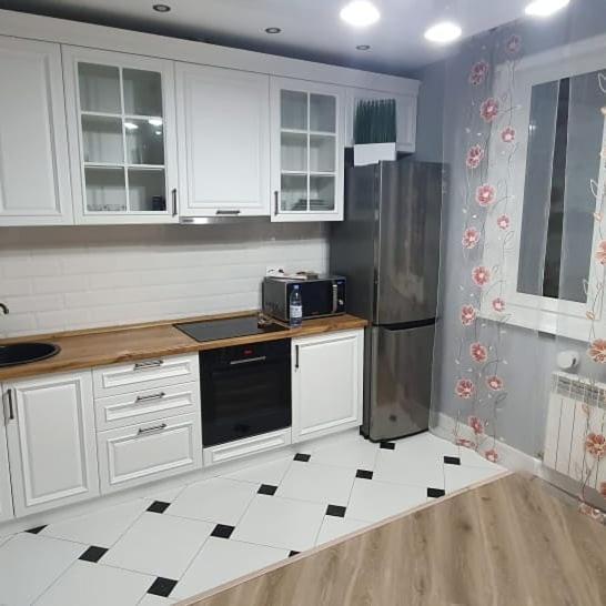 Ernaz Plus Apartments: Sauran-Towers Nur-Sultan  Exterior photo