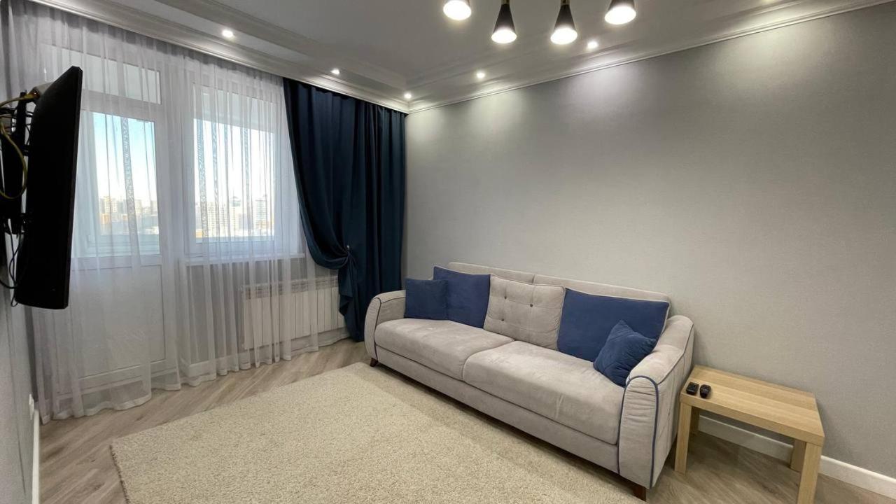 Ernaz Plus Apartments: Sauran-Towers Nur-Sultan  Exterior photo